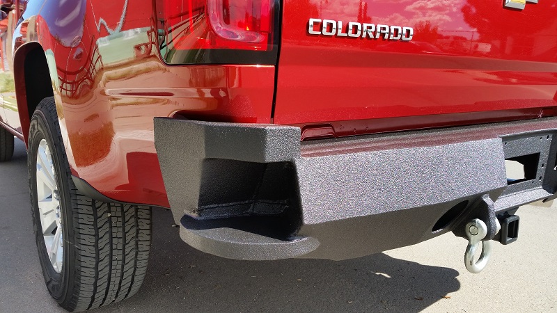 Colorado 15-22 Rear base bumper with side steps